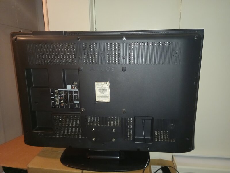 Tv lcd Sharp Aquos 94 cm